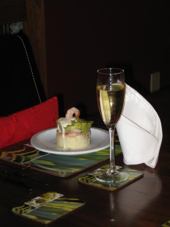 Twin Waters Lodge Collingwood Extérieur photo